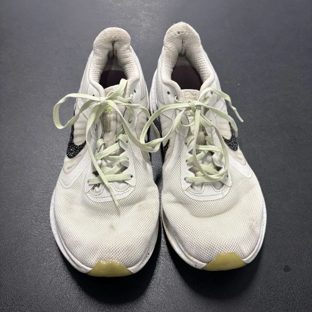 Nike Downshifter Women's‎ Summit White Ghost Light Green Running Sneakers US 9